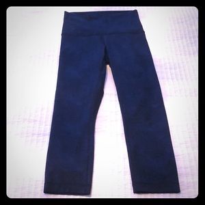 Size 4 lululemon high rise crops